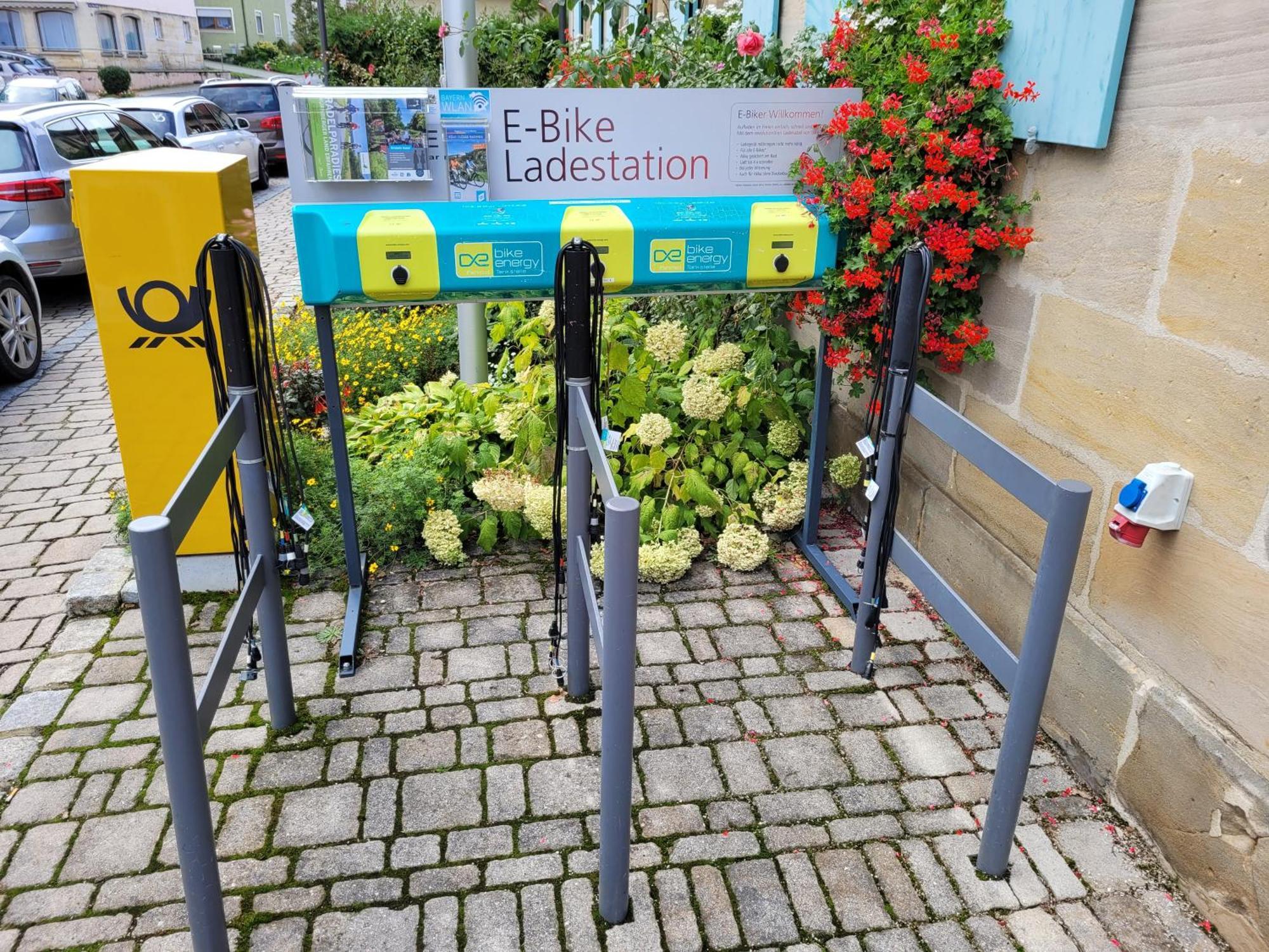 Appartamento Xzllenz Kueche Bad S-Bahn Parken Smart-Tv Wellbeing Neunkirchen am Sand Esterno foto