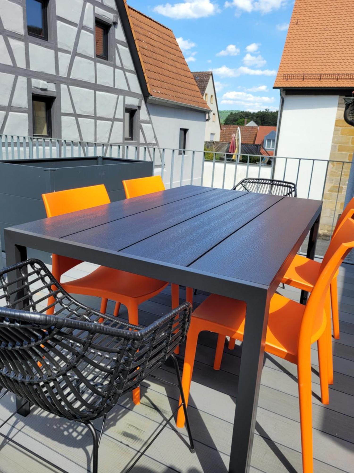 Appartamento Xzllenz Kueche Bad S-Bahn Parken Smart-Tv Wellbeing Neunkirchen am Sand Esterno foto
